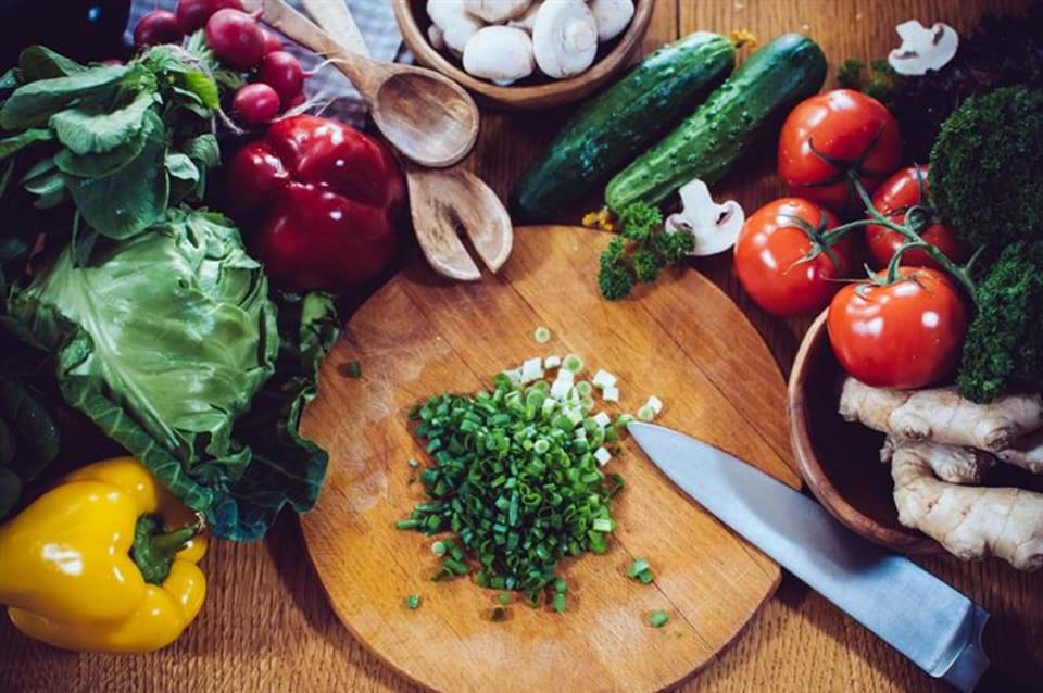 Cara Terbaik Memilih dan Mengolah Sayuran untuk Salad