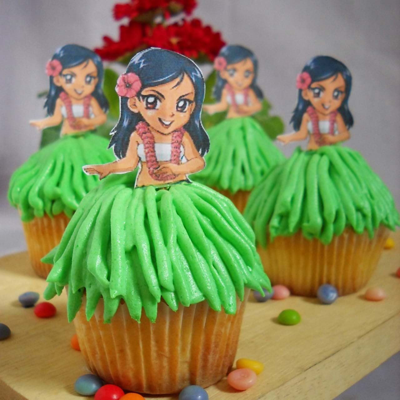 Cupcake Hula-Hula Photo