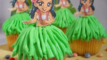 Cupcake Hula-Hula Photo