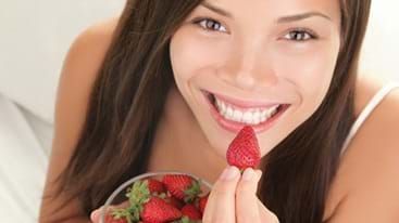 Stroberi, Siap Menjaga Kesehatan Gigi