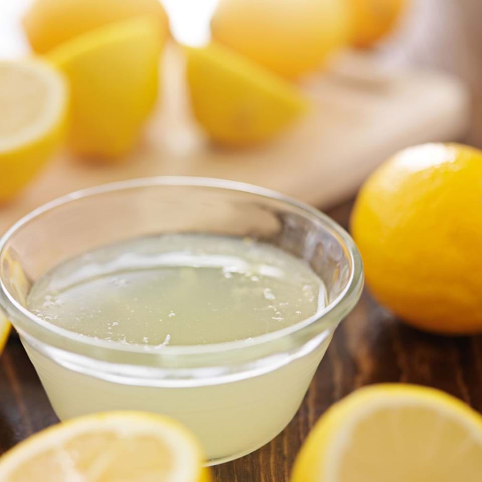 Cara Memeras Air Lemon Lebih Banyak