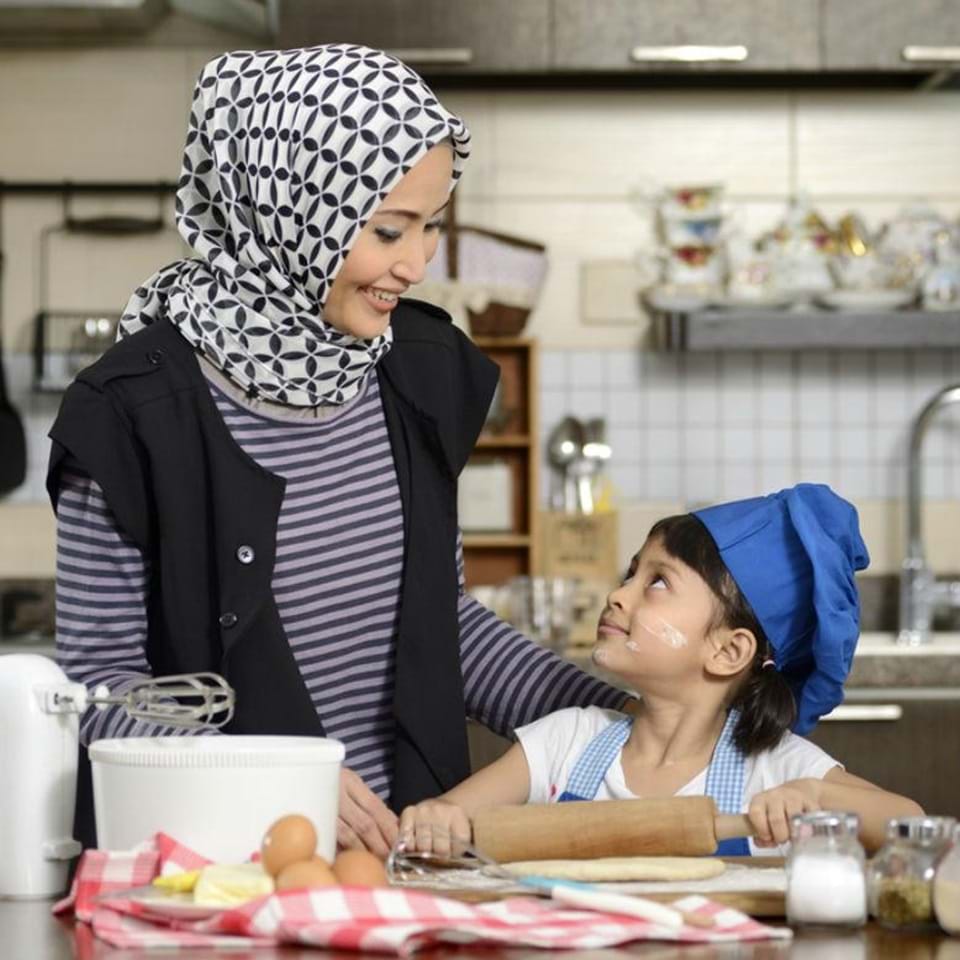 Memilih Makanan Bergizi untuk Ramadhan Si Kecil